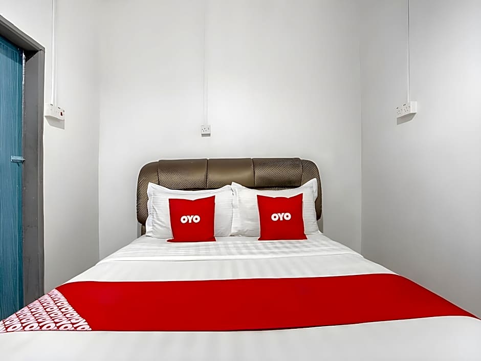 OYO 89782 Ranau City Inn