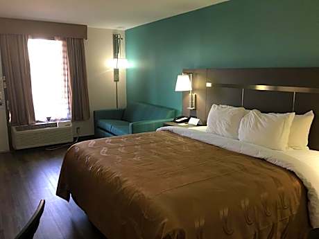 King Room with Sofa-Bed - Non-Smoking