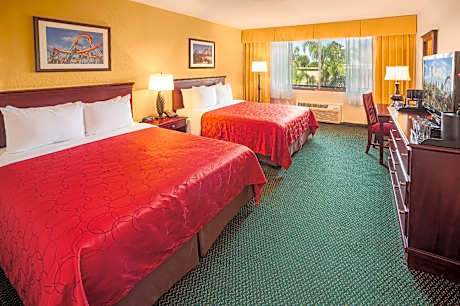 Double Queen Room