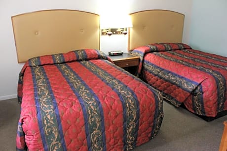 Double Room with Two Double Beds - Smoking