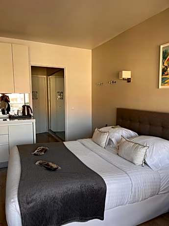 Studio Raphael - 328 ft from the hotel