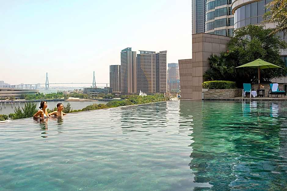 Sheraton Zhanjiang Hotel