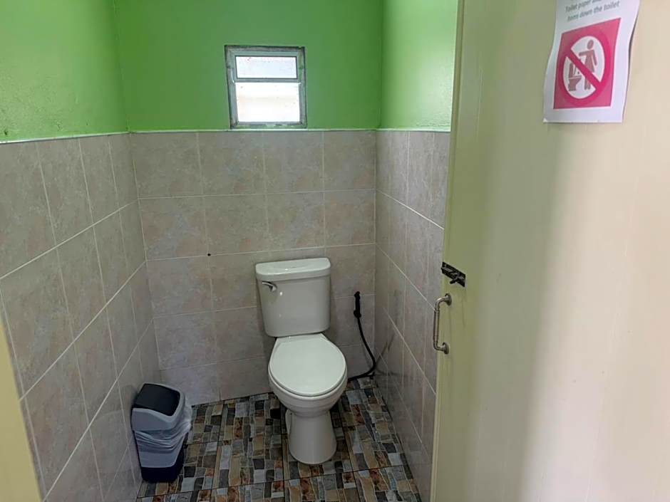 Khao Sok Jungle Hostel