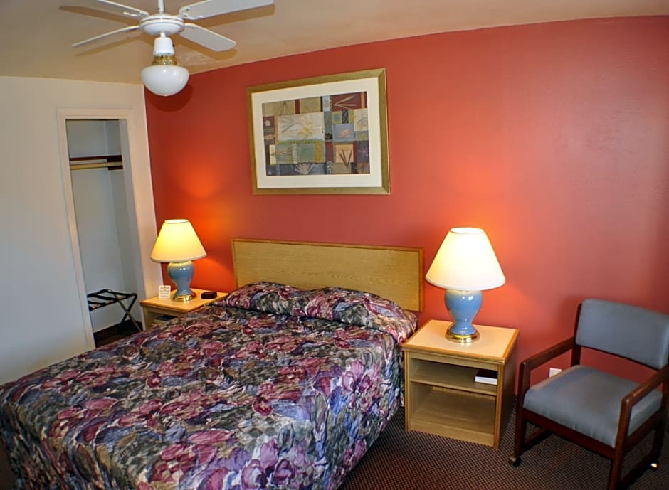 Uptown Inn