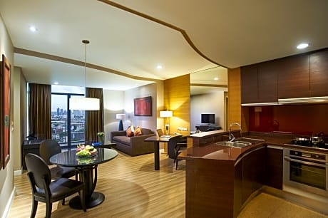 1 Bedroom Deluxe Suite