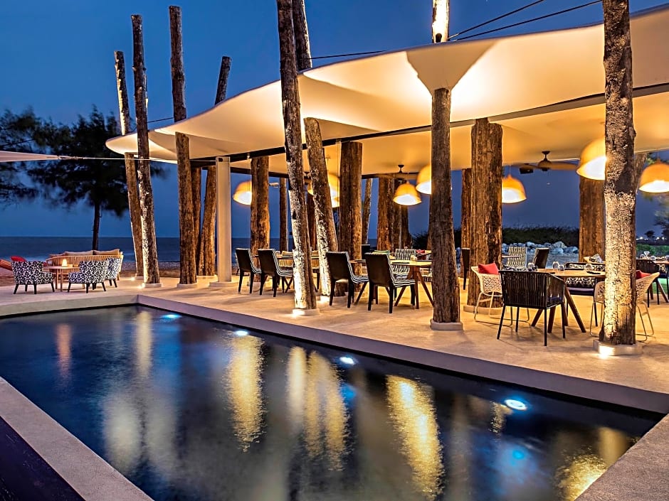 SO/ Sofitel Hua Hin Hotel