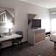 Brentwood Suites, Ascend Hotel Collection