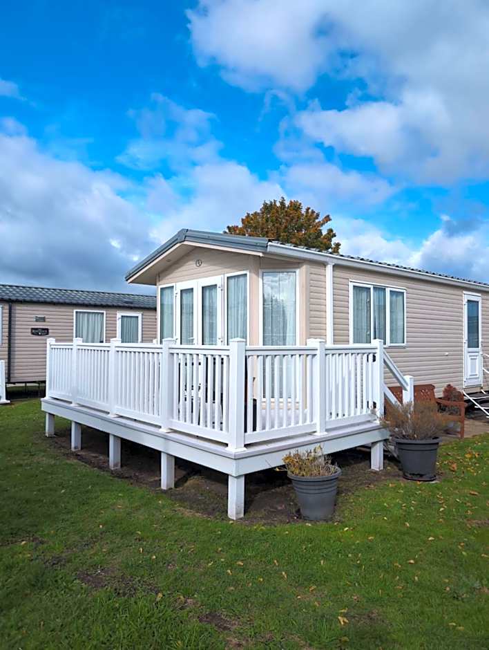 Sea Shore Chalet - Rockley Park