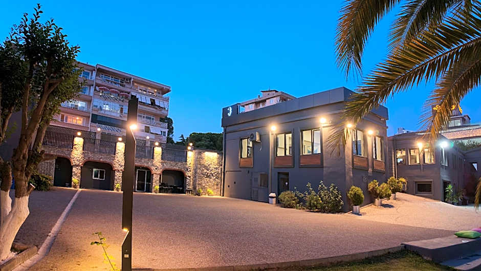 Denizatı Plus Hotel