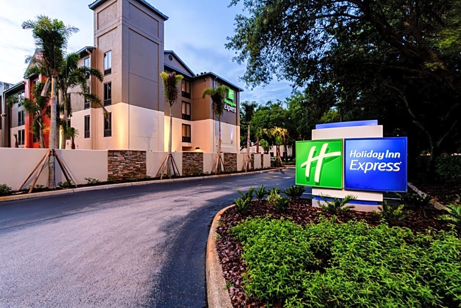 Holiday Inn Express Tampa-Brandon