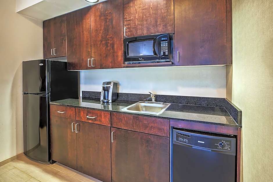 Holiday Inn Express Hotel and Suites Dayton South I 675 By IHG