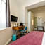 Public House Hotel