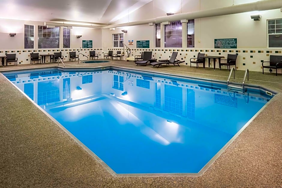 Best Western Plus Riverfront Hotel and Suites