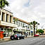 OYO Cameron Historic Hotel Brownsville I-69E
