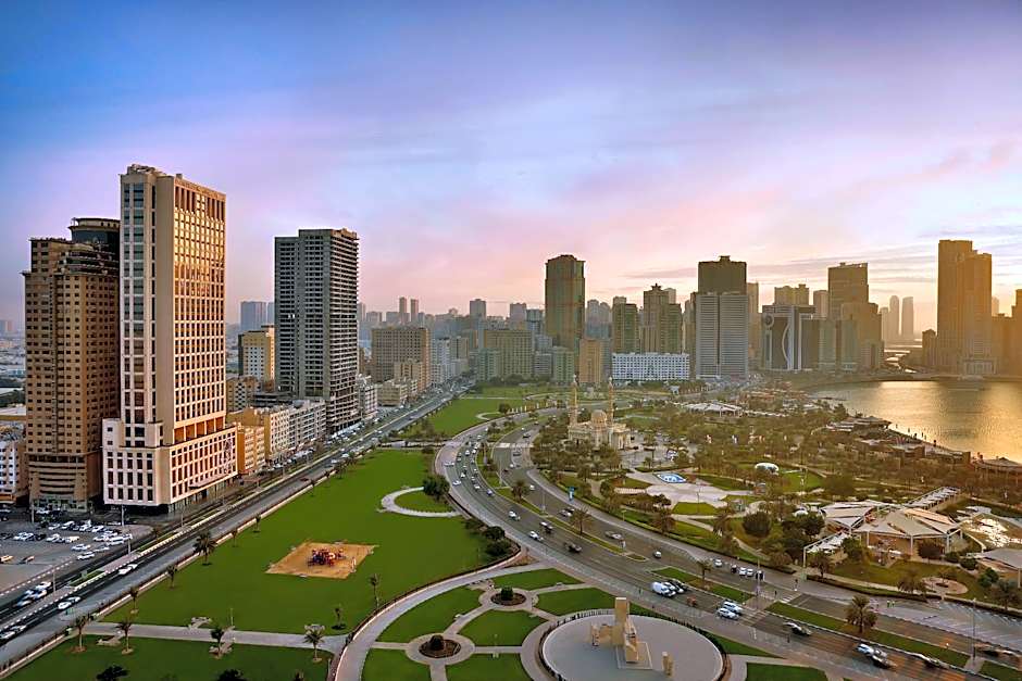 DoubleTree by Hilton Sharjah Waterfront Hotel And Residences