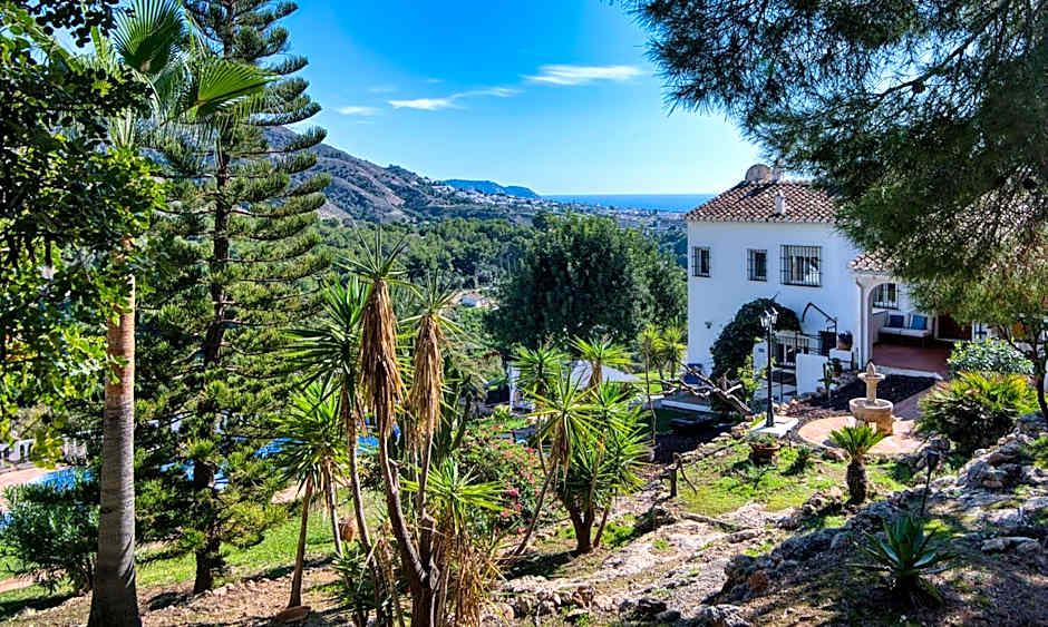 Villa Morera Bed & Breakfast