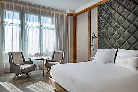 King Room with City View