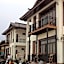Norn Nab Dao Rimkhong Hotel