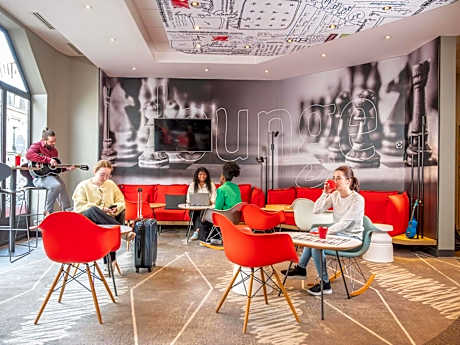 ibis Nantes Centre Tour Bretagne