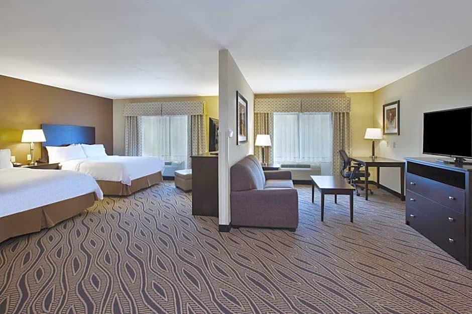 Photo 1 of 2 of 2 Beds Suite