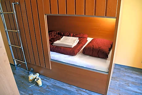 Quadruple Room with Shared Bathroom