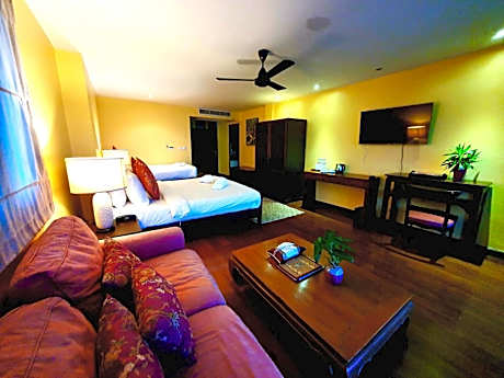 Triple Room with Sea View