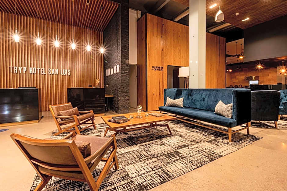 TRYP by Wyndham San Luis Potosi Hotel & Suites