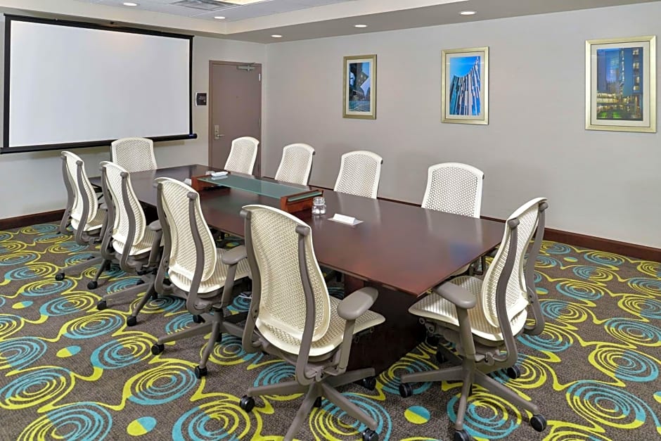 Homewood Suites By Hilton Cincinnati/Mason