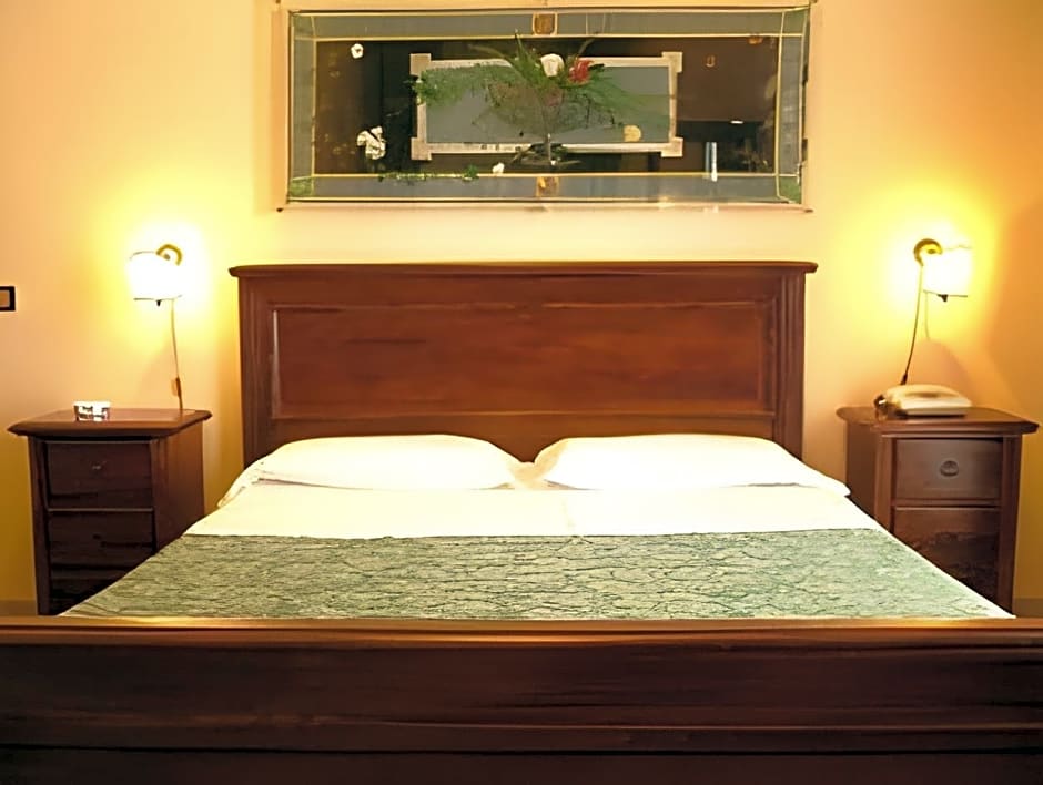Photo 1 of 6 of 2 Beds