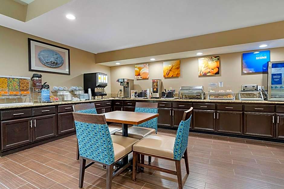 Comfort Suites Downtown Sacramento