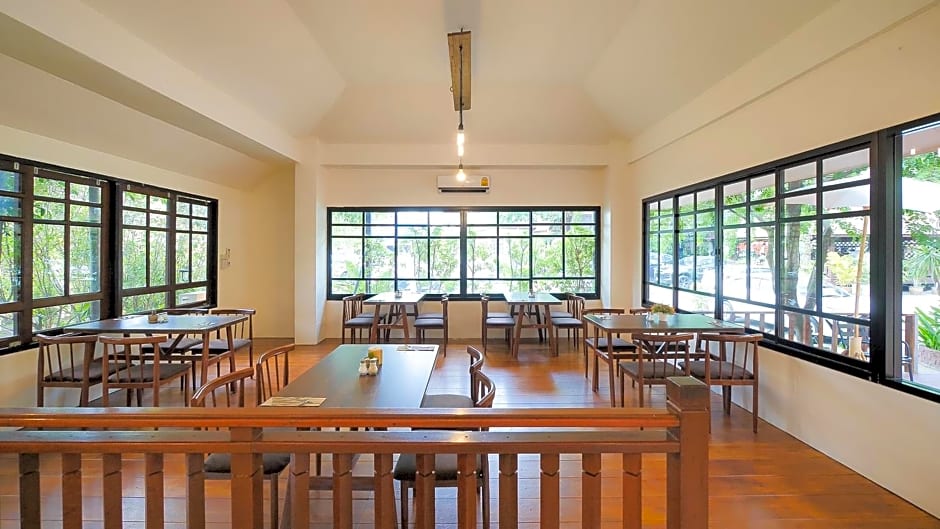 Siam Avari Hotel, Chiang Rai