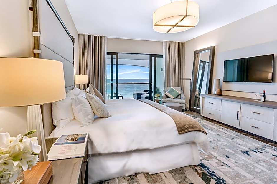 The Loren at Pink Beach