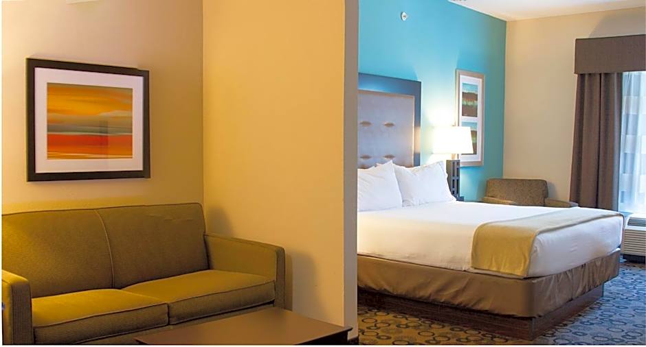Holiday Inn Express & Suites - Cleveland Northwest By IHG