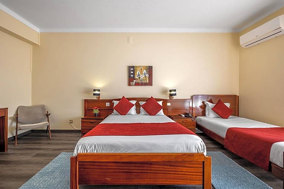 Hotel Colmeia