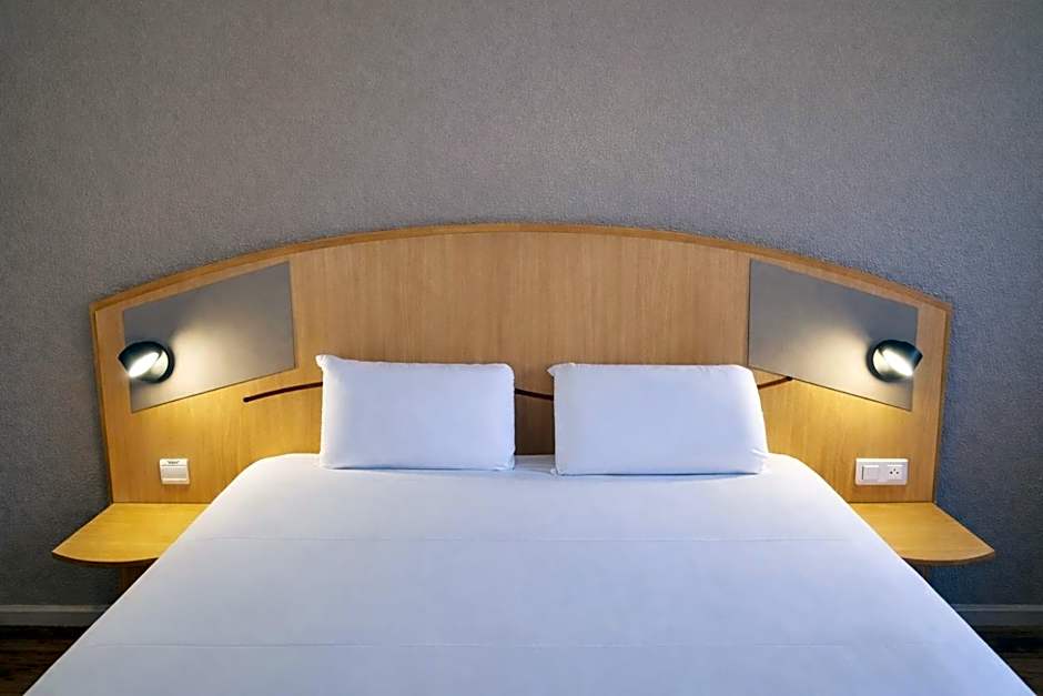 Kyriad Hotel Montpellier Centre Antigone