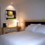 Rymma Hotel