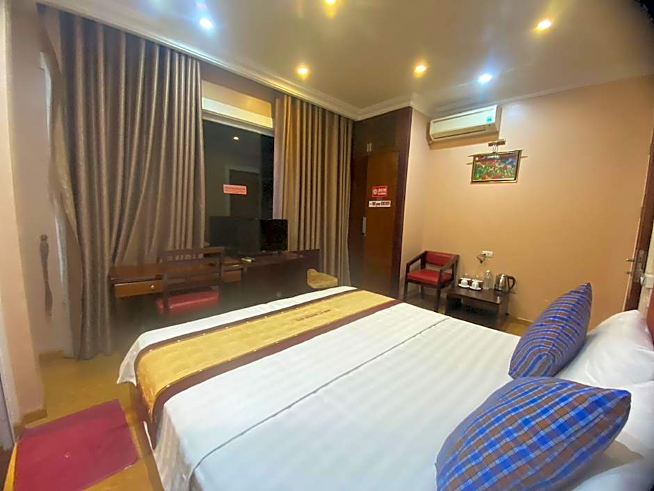 Hồng Kỳ Boutique Hotel