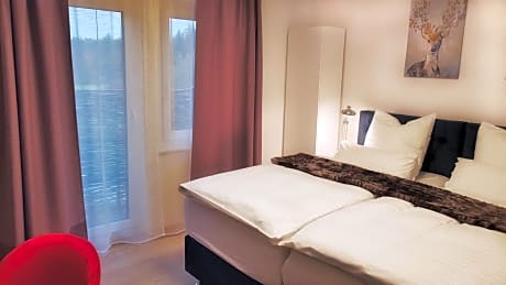 Doppelzimmer Stern mit Balkon