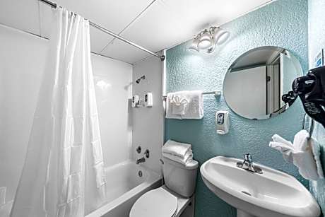 Standard Double Room with Bunk Bed - Gulf Side