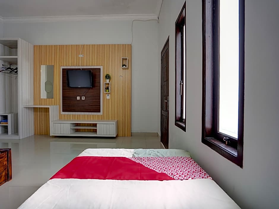 OYO 92907 Miranda Hotel Syariah