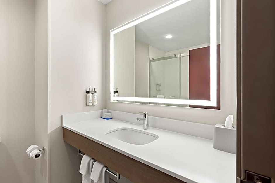 Holiday Inn Express & Suites Perry By IHG