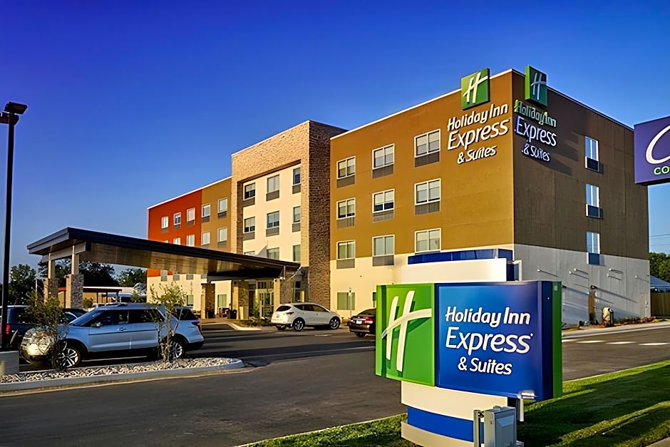 Holiday Inn Express & Suites Claremore By IHG
