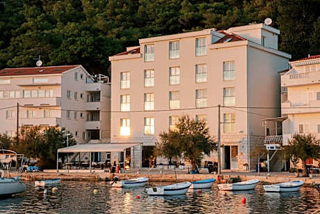 Hotel Pleter