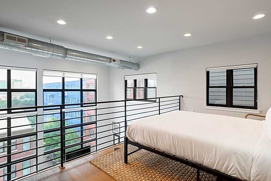 Sosuite at The Vine - Old City