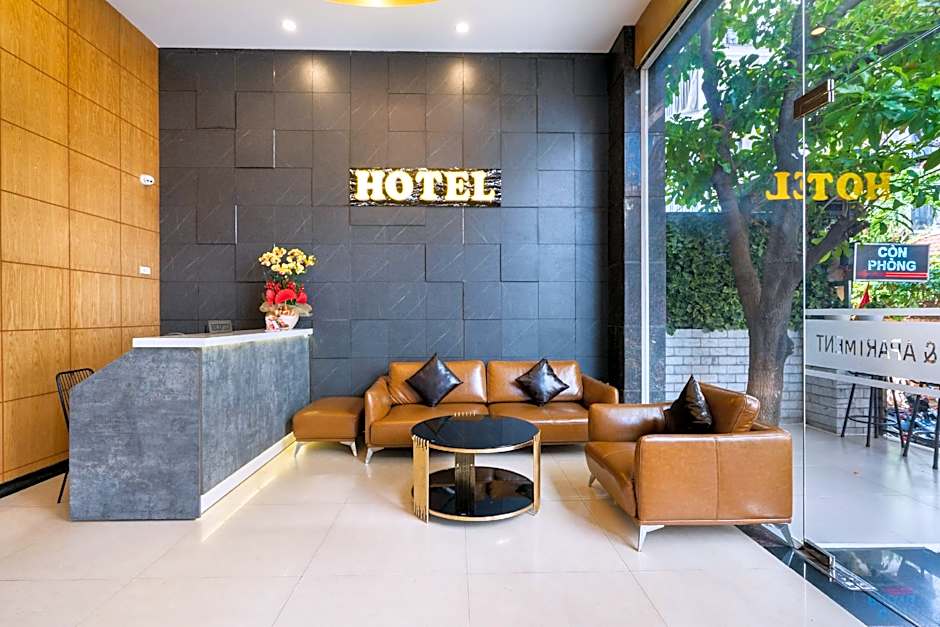 King Hotel Saigon Airport