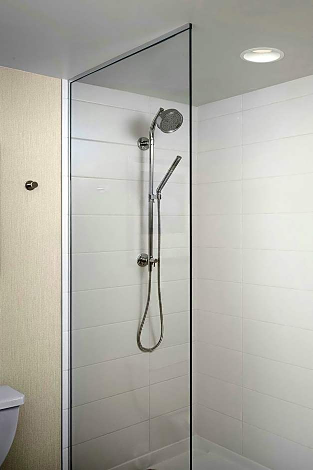 Delta Hotels by Marriott Seattle Everett