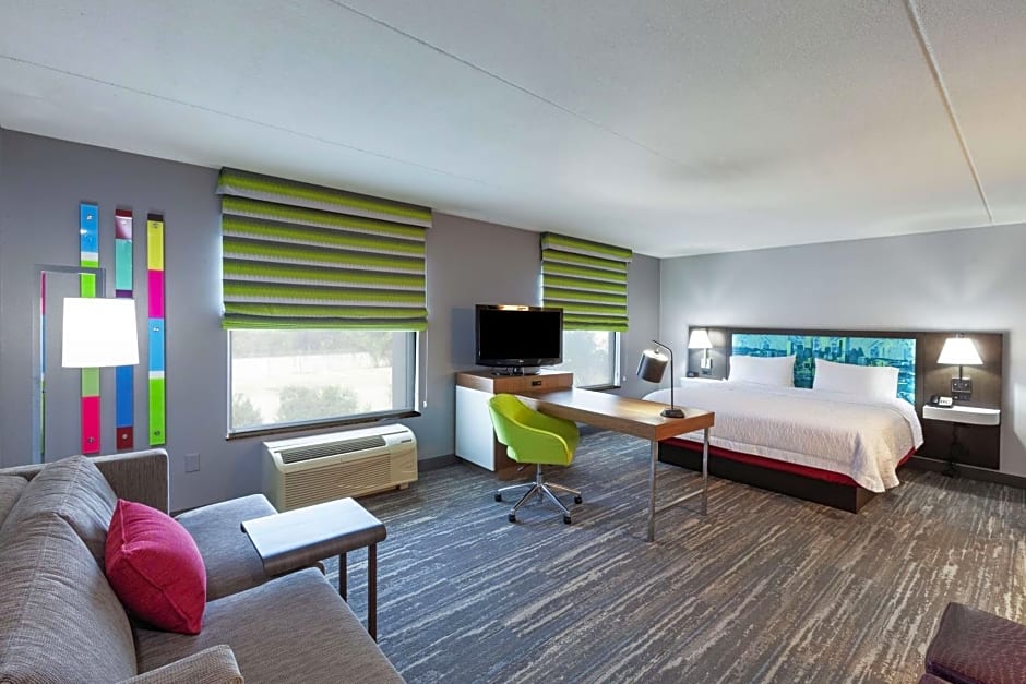 Hampton Inn By Hilton & Suites Houston-Bush Intercontinental Airport