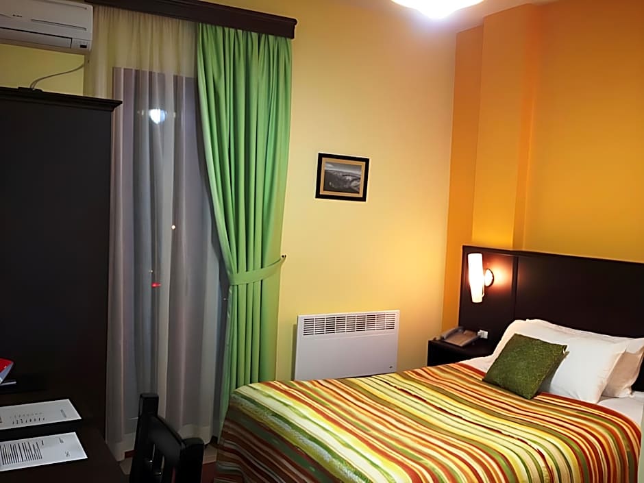 City Hotel Tirana