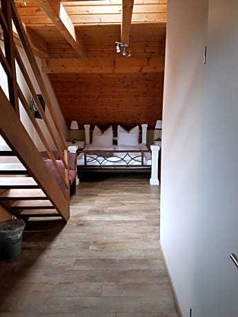 Comfort Triple Room with Shower