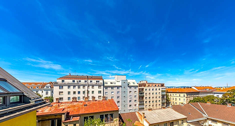 A&T Hotel & Hostel